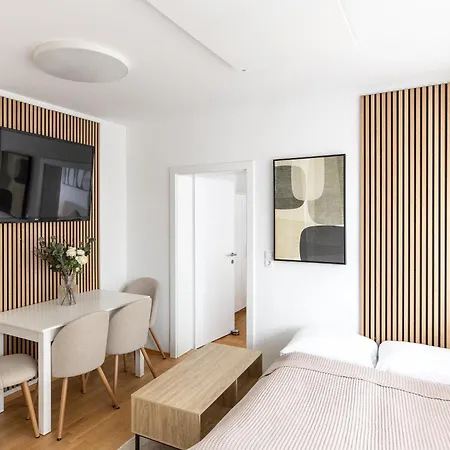 Neues Ferienapartment In Neumarkt דירה Strimitzen