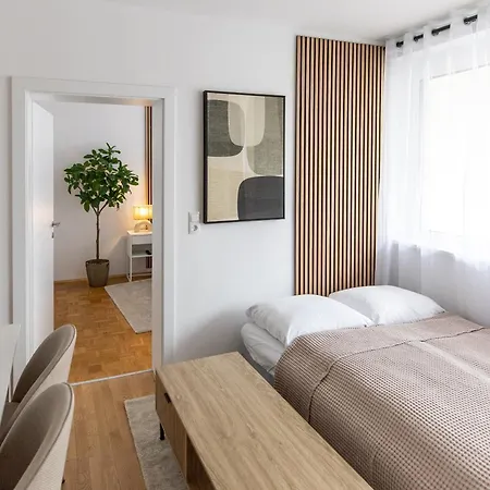 Neues Ferienapartment In Neumarkt Lägenhet *